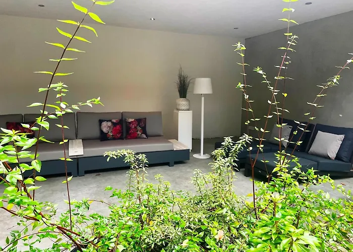 Betonnen Boshuis By Droomvilla Nyaraló Oosterhout